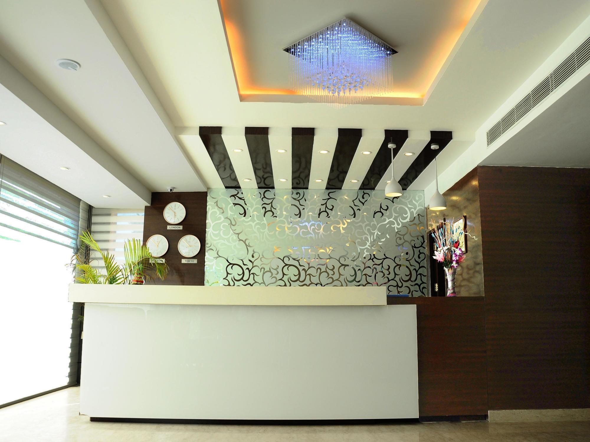Country Inn Amritsar Esterno foto
